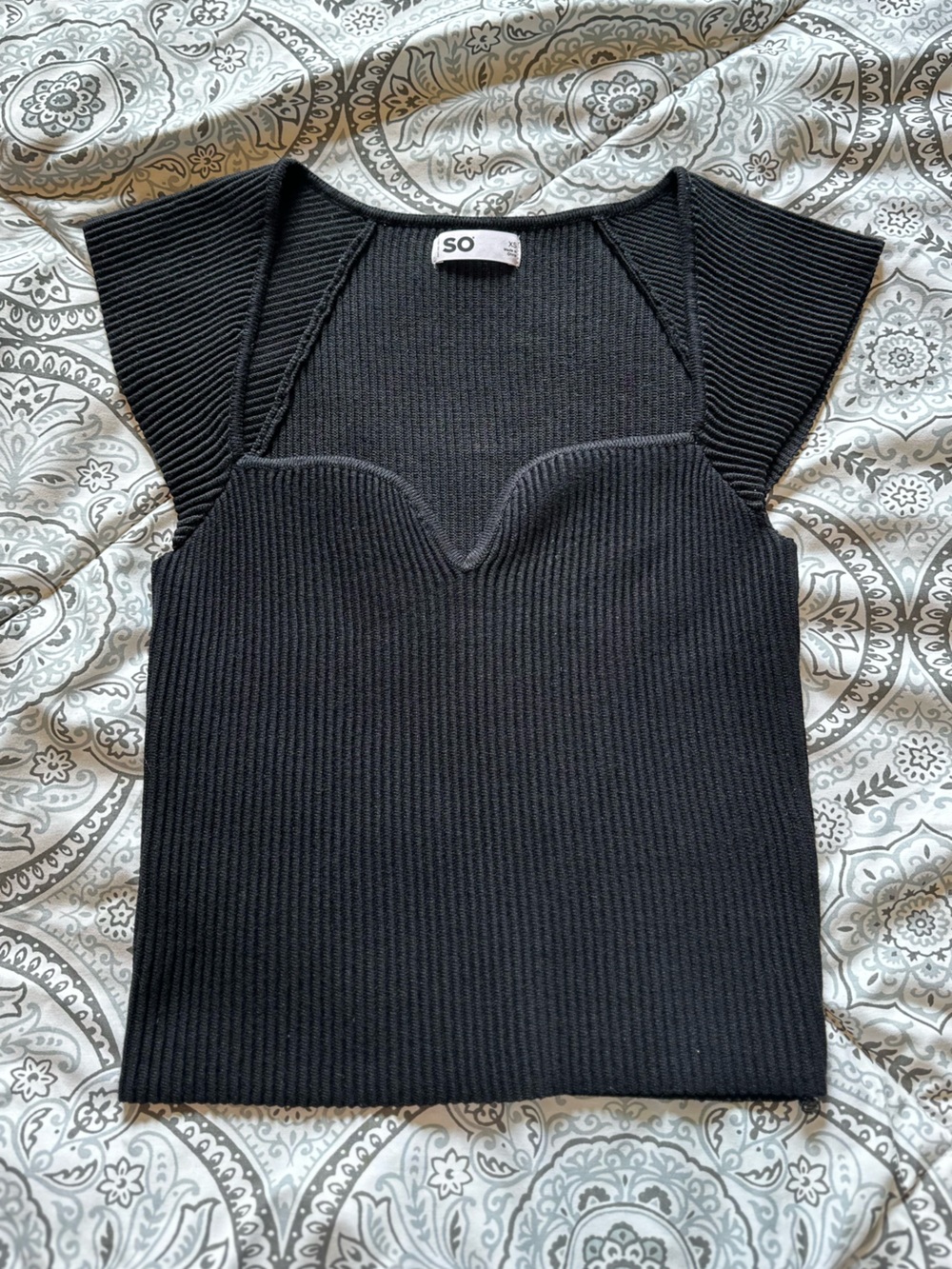 SO Black Ribbed Scoop Neck Tank